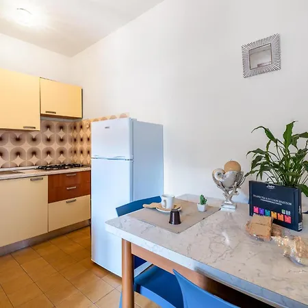 Marina B Apartment *